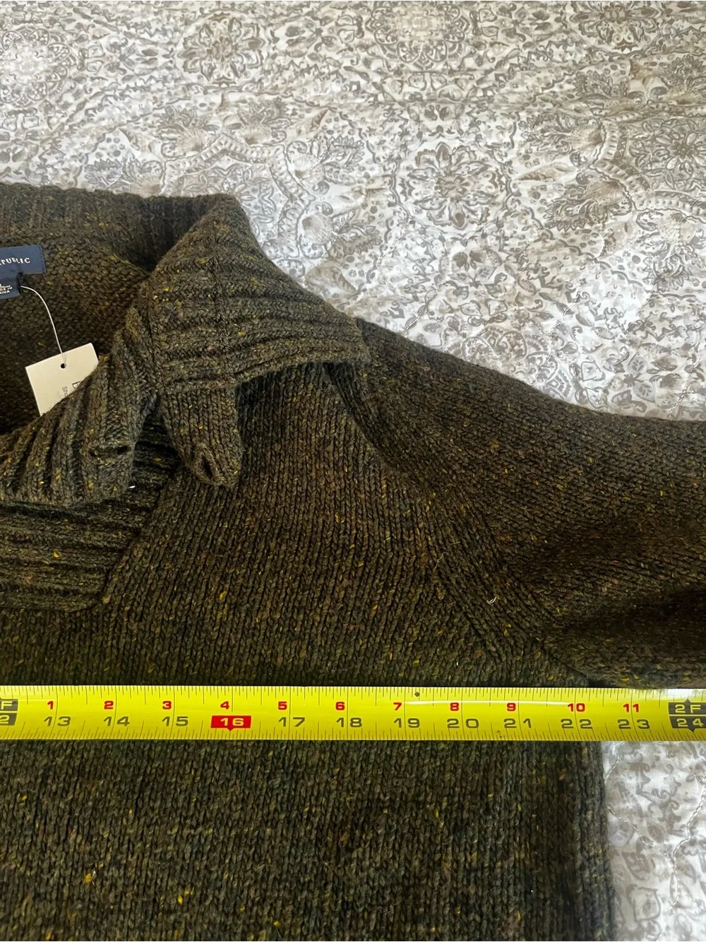 Banana Republic Men Brown ButtonFront LambsWool Blend Sweater Mock Neck L Preppy